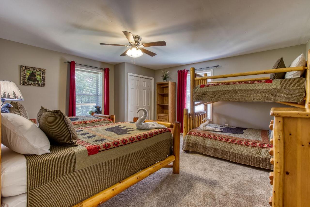Fun & Games By Honeybearcabins 2Br/1Ba Sleeps 7 Sevierville Ngoại thất bức ảnh