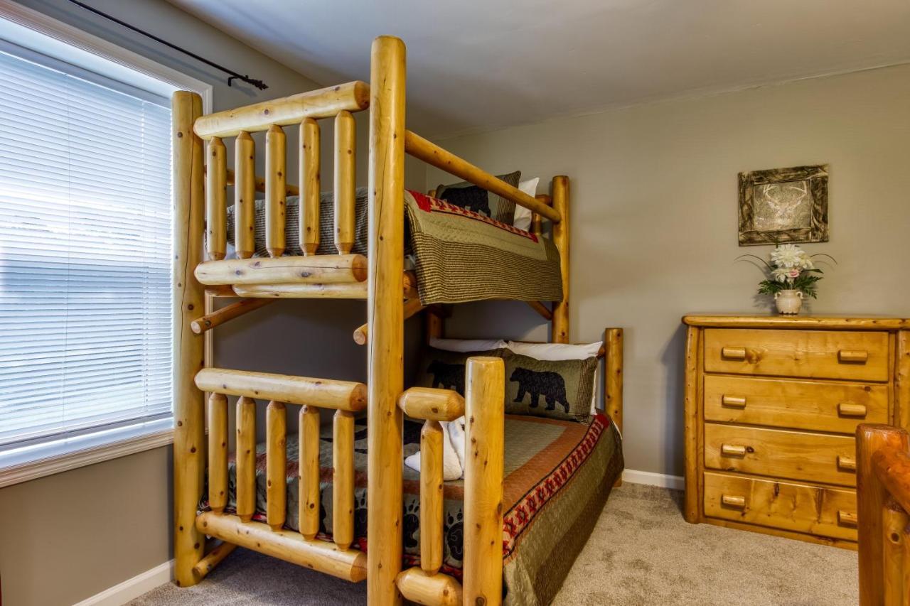 Fun & Games By Honeybearcabins 2Br/1Ba Sleeps 7 Sevierville Ngoại thất bức ảnh